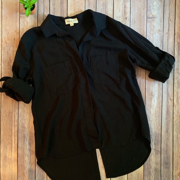 cloth & stone Tops - Cloth & stone Black Split Back Button Down Sz. S